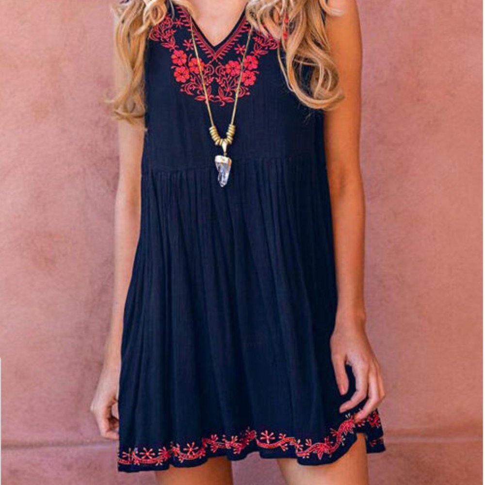 Wendy V-Neck Navy Floral Printed Dress - Picture 1 of 3